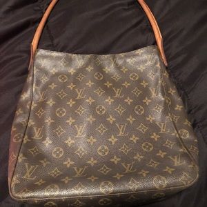 Louis Vuitton looping monogram